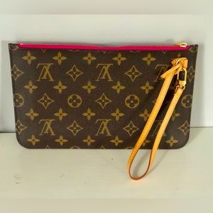 Louis Vuitton Pouchette